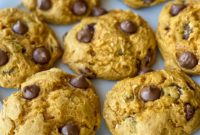 Easy 3-Ingredient Pumpkin Chocolate Chip Cookies