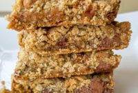 Gooey Caramel Chocolate Chip Cookie Bars