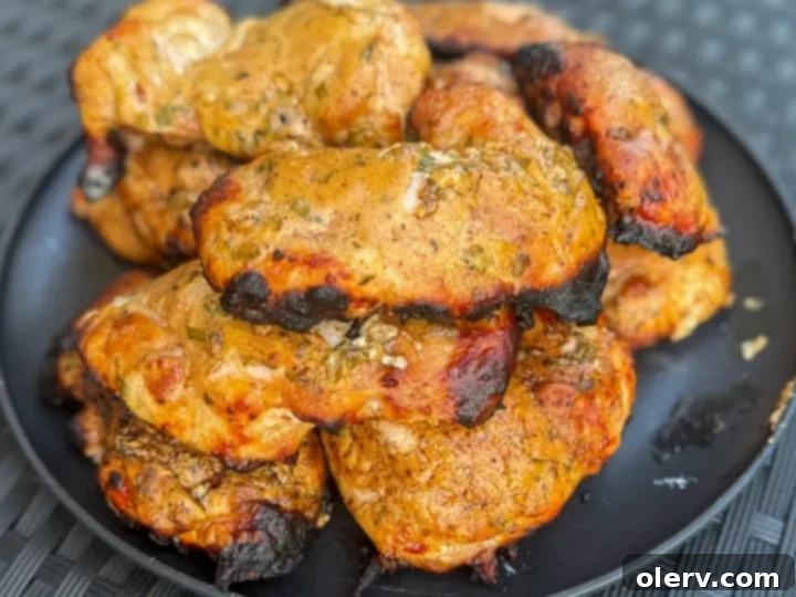 Zesty Greek Grilled Chicken Made Easy 6 A bowl of fresh Greek salad with grilled chicken, showing a complete meal idea