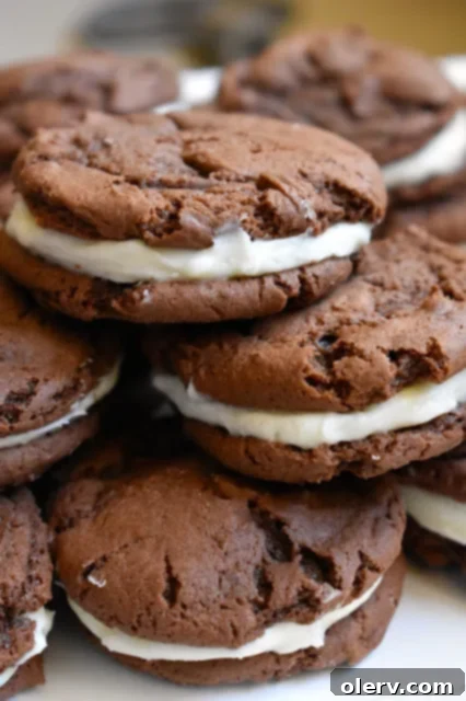 Homemade Oreo Cookies for Pinterest