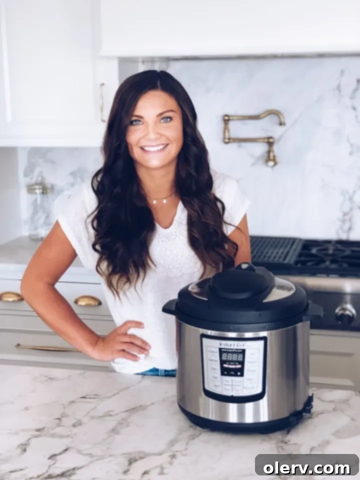 Discover Instant Pot 2 Instant Pot Healthy Turkey Chili - A delicious, quick, and healthy meal cooked in an Instant Pot, showcasing its efficiency for busy individuals.