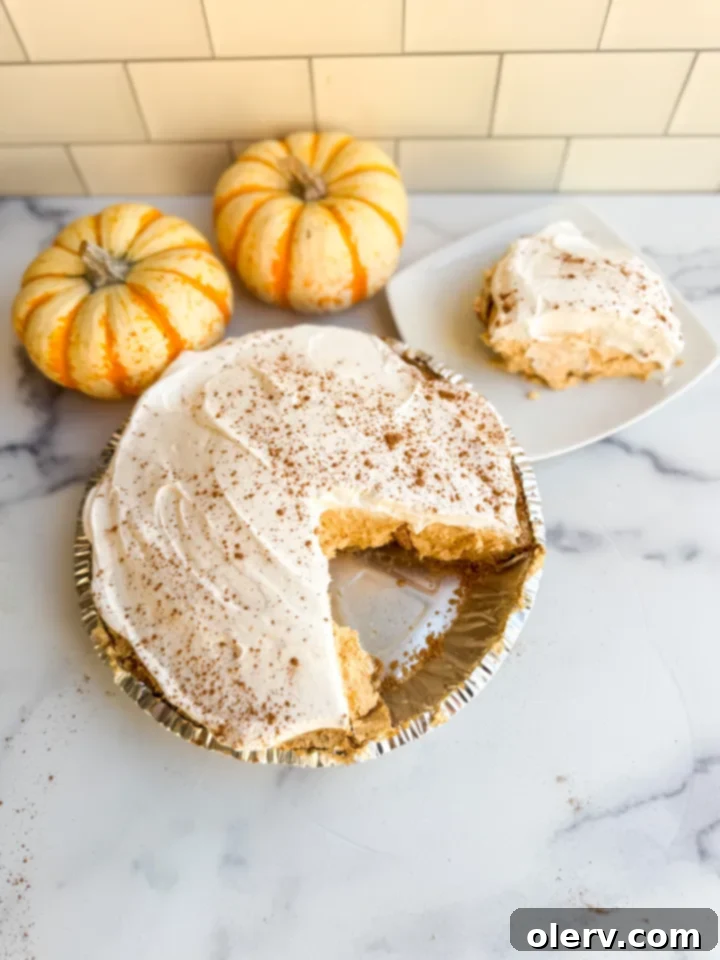 No-Bake Pumpkin Fluff Pie on a platter